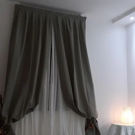 Charmerooms Palazzo Stampa Apartament