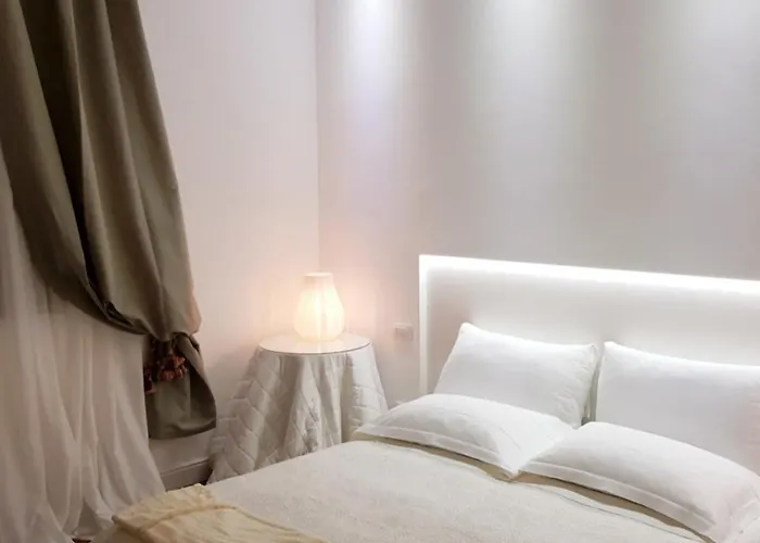 Apartment Charmerooms Palazzo Stampa *