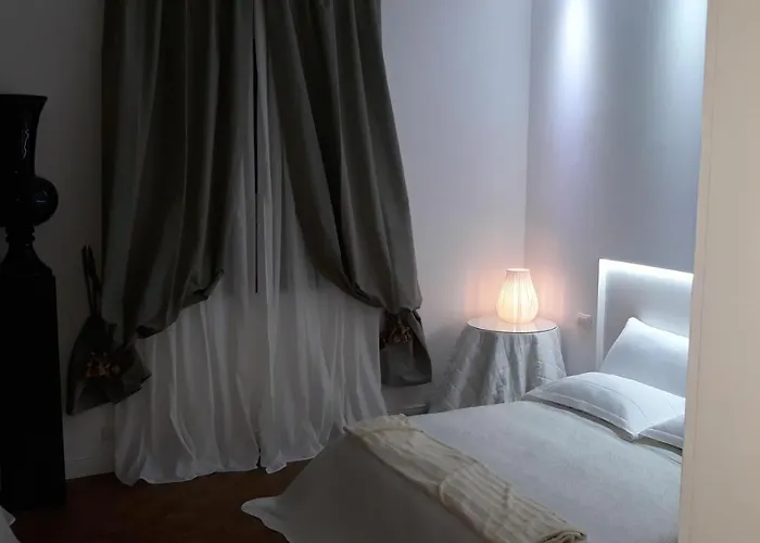 Apartment Charmerooms Palazzo Stampa Bergamo