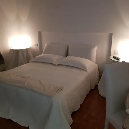 Апартаменти Charmerooms Palazzo Stampa