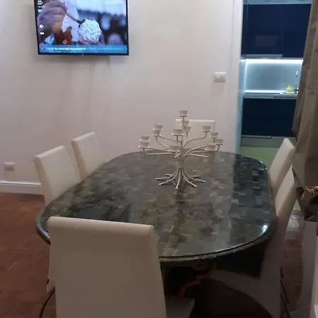Апартаменти Charmerooms Palazzo Stampa *