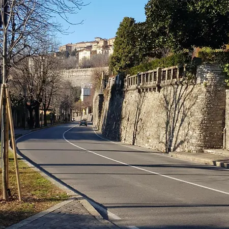 Charmerooms Palazzo Stampa Бергамо